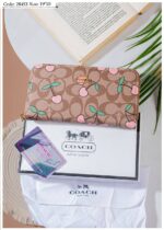 Photo 6005814042180046499 y