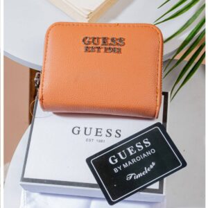 Photo 6005814042180046813 y