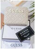 Photo 6005814042180046836 y