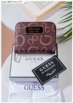 Photo 6005814042180046849 y