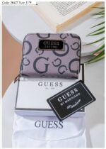 Photo 6005814042180046851 y