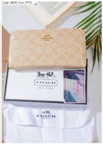 Photo 6005814042180046871 y