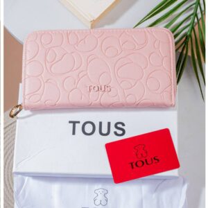 Photo 6005814042180046898 y