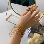 Photo 6005979587399502702 y