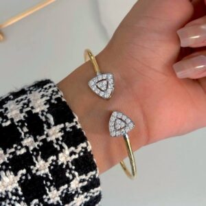 Photo 6012353980291731097 w