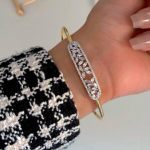 Photo 6012353980291731098 w