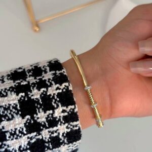 Photo 6012353980291731099 w