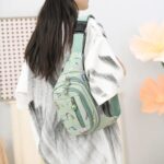 Photo 6016843208958528338 y