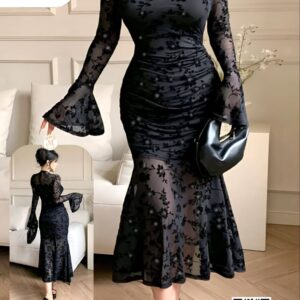 Photo 6016896144430451091 y