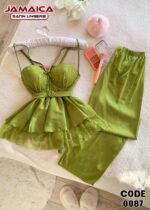 Photo 6017204355578579582 y