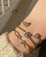 Photo 6019207528325435096 y