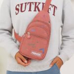 Photo 6019510877570582809 y