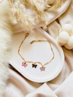 Photo 6021658983988841107 y