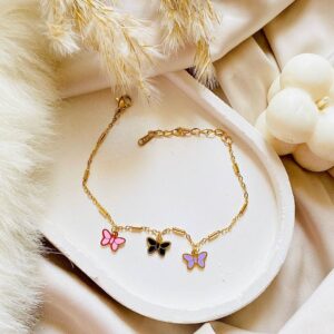 Photo 6021658983988841107 y