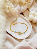 Photo 6021658983988841111 y