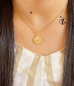 Photo 6021838706895341255 y