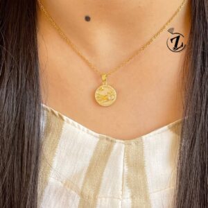 Photo 6021838706895341255 y