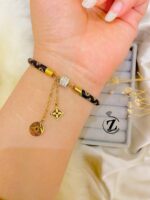 Photo 6025997695526751669 y