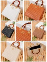 Photo 6028319078105598325 y