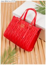 Photo 6028319078105598349 y (1)