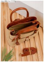 Photo 6028319078105598457 y