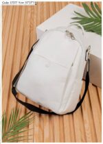 Photo 6028319078105598461 y