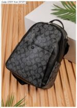 Photo 6028319078105598469 y