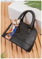 Photo 6028319078105598498 y