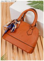 Photo 6028319078105598499 y