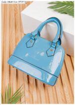 Photo 6028319078105598505 y