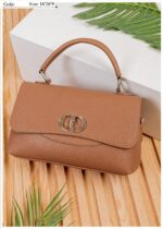 Photo 6028319078105598535 y