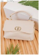 Photo 6028319078105598536 y