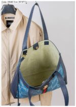 Photo 6028319078105598571 y