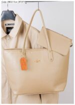 Photo 6028319078105598590 y