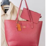 Photo 6028319078105598592 y