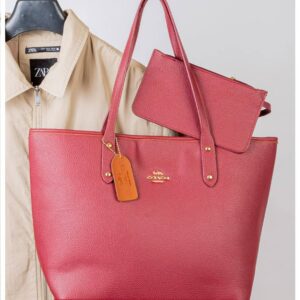 Photo 6028319078105598592 y