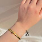 Photo 6028386560631752619 y