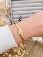 Photo 6028386560631752683 y