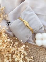 Photo 6028386560631752685 y