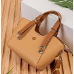 Photo 6028518532091859089 y