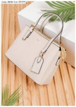 Photo 6028535699076140300 y