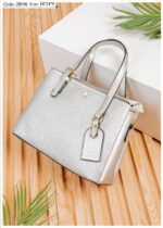 Photo 6028535699076140303 y