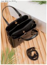 Photo 6028535699076140305 y