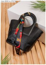 Photo 6028535699076140316 y