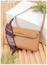 Photo 6028535699076140317 y