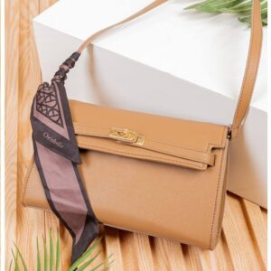 Photo 6028535699076140317 y