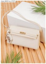 Photo 6028535699076140318 y