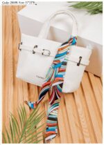 Photo 6028535699076140325 y