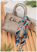 Photo 6028535699076140328 y