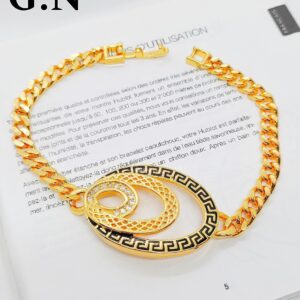 Photo 6030876095475204555 y